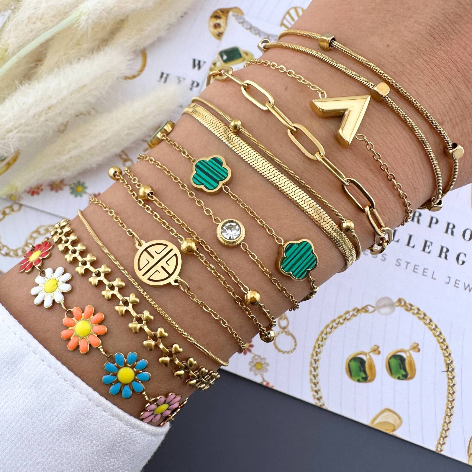 Flowers Bracelet, 18K Gold Plated Steel